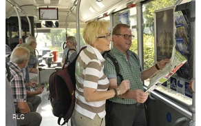 Wandertourenplanung im Bus