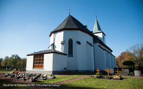 Außenansicht Kirche am Kohlberg