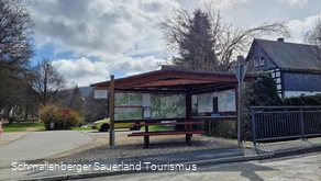 Wanderportal und Wanderparkplatz Westfeld