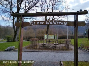 Tor zur Waldroute